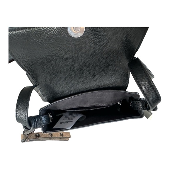 Armani Exchange Small Crossbody. - Picture 5 of 8